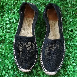 Tory burch canvas shoes
